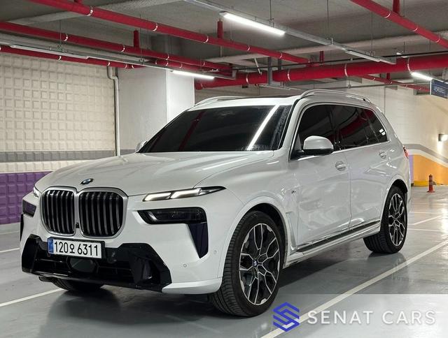 BMW X7 xDrive 40i M Sport 7STR 4WD