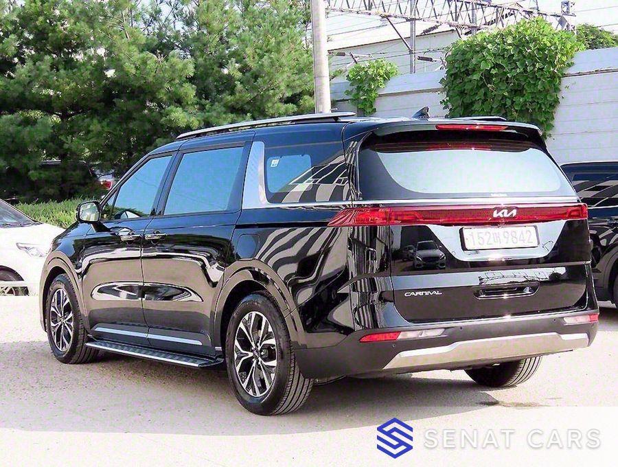 Kia Carnival 9-Seater Signature 2WD