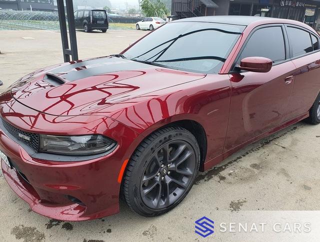 Dodge Charger 5.7 HEMI 2WD