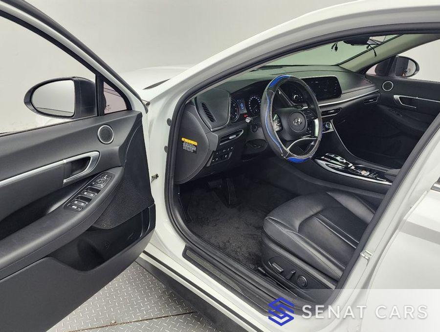 Hyundai Sonata 2.0 Premium 2WD