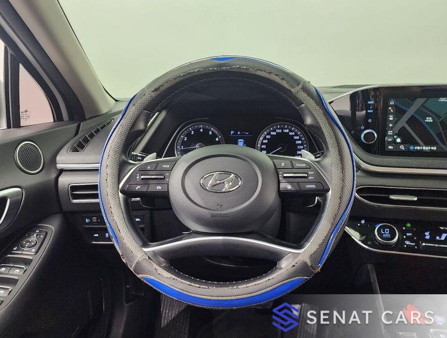 Hyundai Sonata 2.0 Premium 2WD