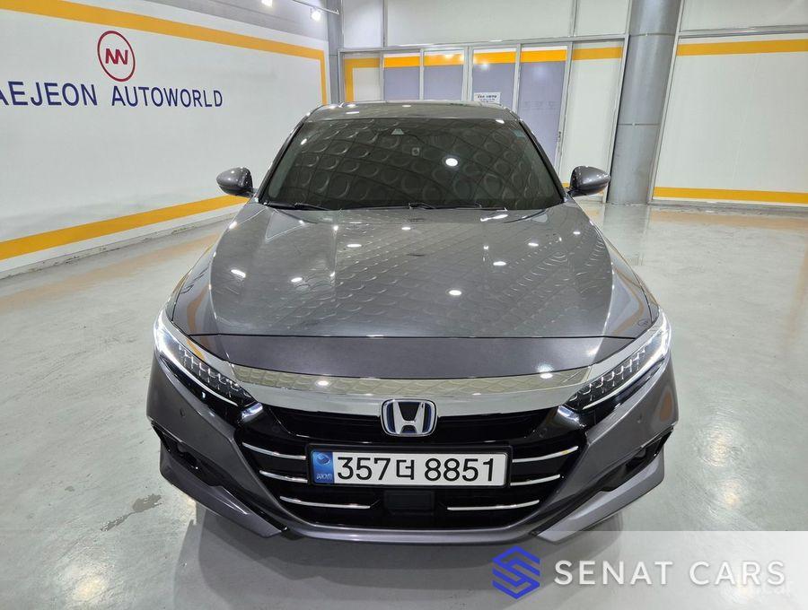 Honda Accord 2.0 Hybrid Touring 2WD