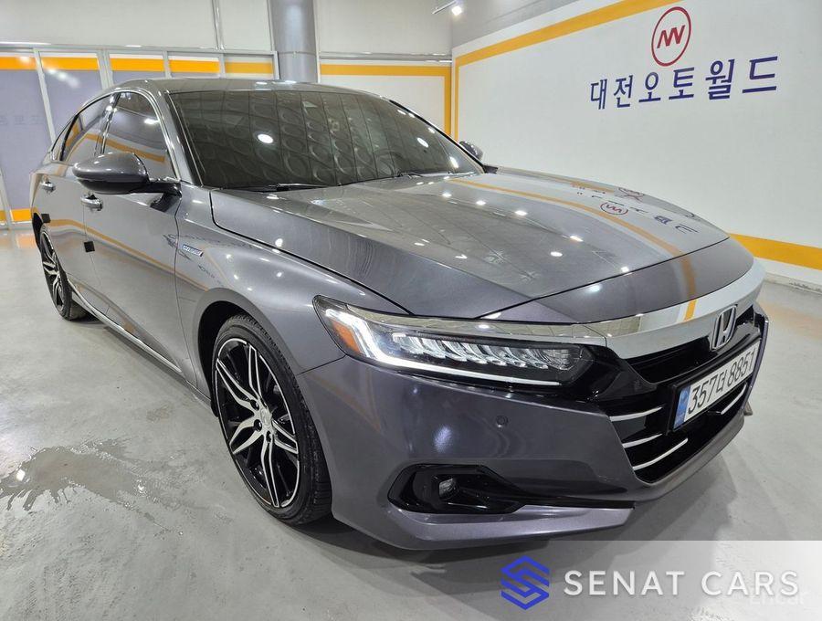 Honda Accord 2.0 Hybrid Touring 2WD