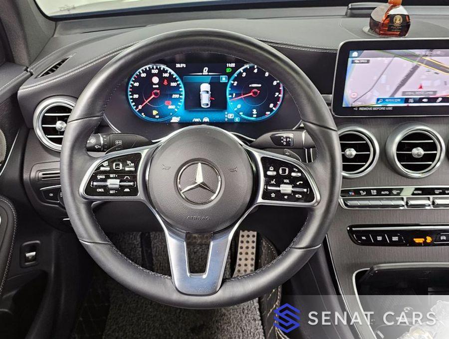 Mercedes-Benz GLC-Class GCL300 4MATIC Coupe 4WD