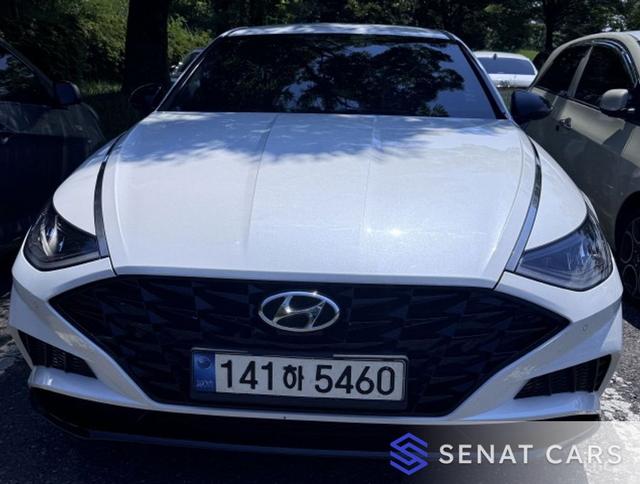 Hyundai Sonata 2.0 Premium Plus 2WD