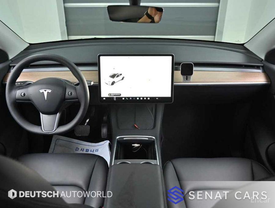 Tesla Model Y Long Range 2WD