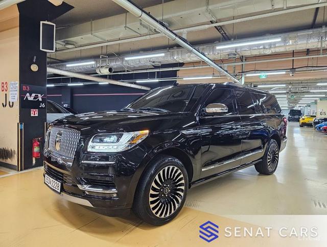 Lincoln Navigator 3.5L Black Label 2WD