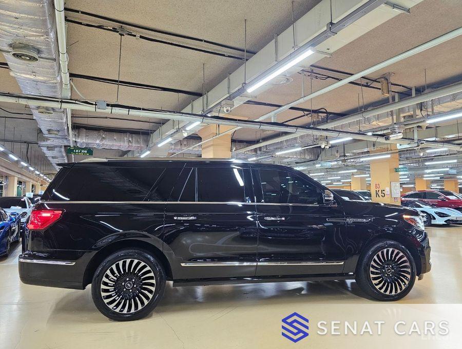 Lincoln Navigator 3.5L Black Label 2WD