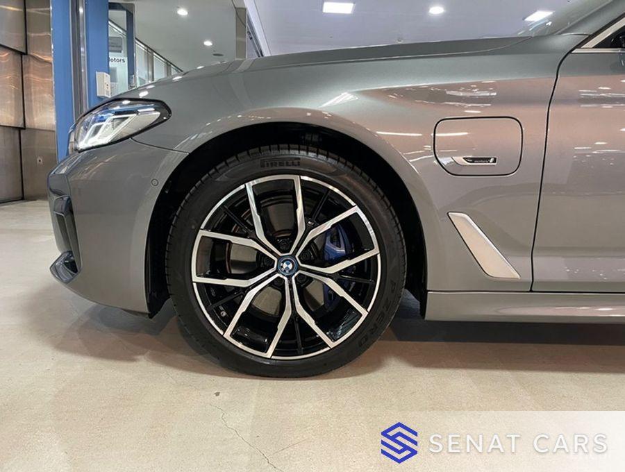 BMW 5-Series 530e M Sport 2WD