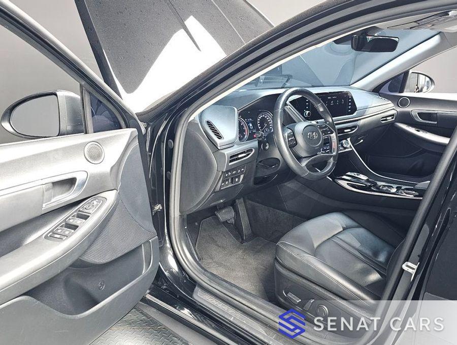 Hyundai Sonata 2.0 Premium 2WD