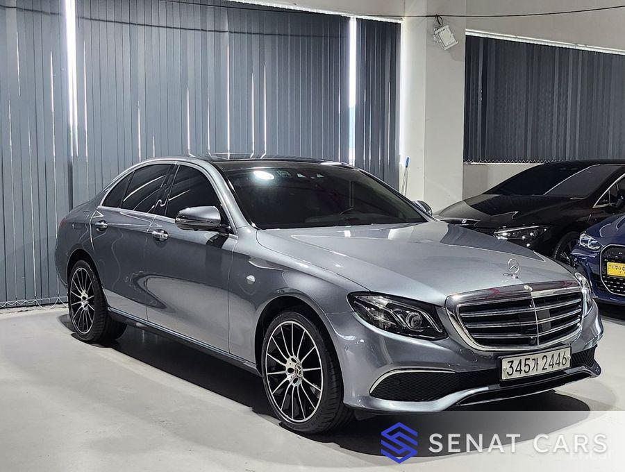 Mercedes-Benz E-Class E300 4MATIC Exclusive 4WD