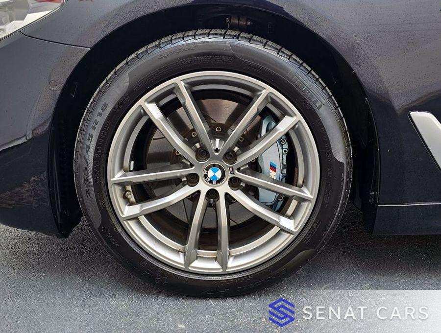 BMW 5-Series 520i M Sport 2WD