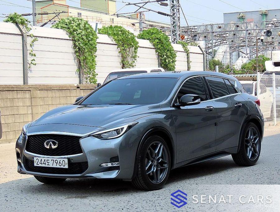 Infiniti Q30 2.0 Sport Essential 2WD