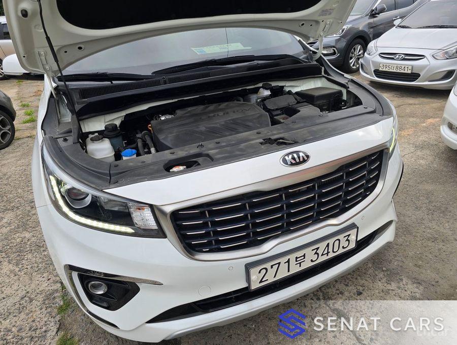 Kia Carnival 9-Seater Prstige 2WD