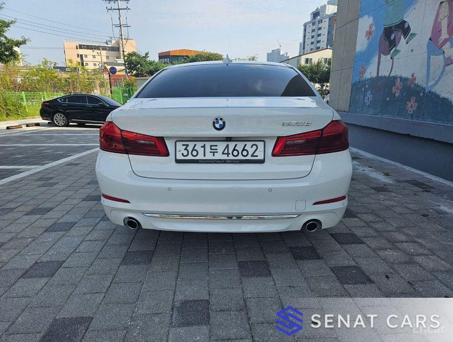 BMW 5-Series 520d Luxury Plus 2WD