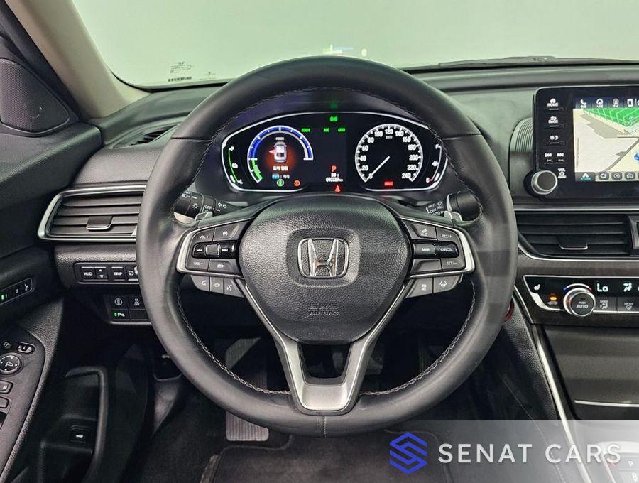 Honda Accord 2.0 Hybrid Touring 2WD