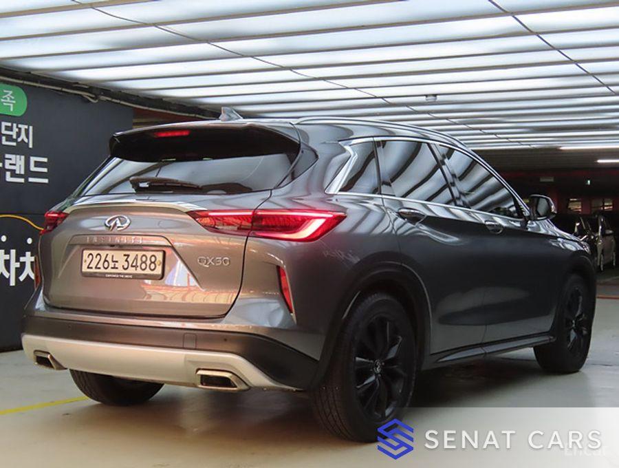 Infiniti QX50 2.0 Essential 2WD