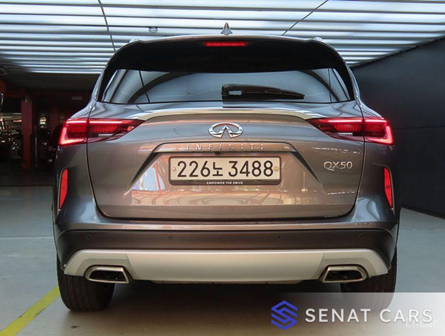 Infiniti QX50 2.0 Essential 2WD