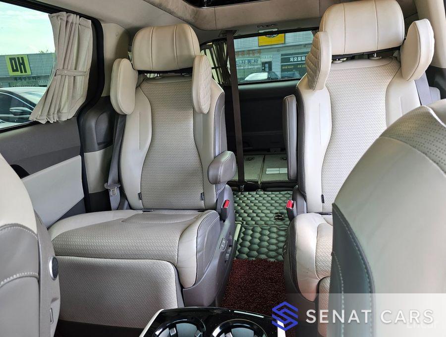 Kia Carnival Gasoline 7-Seater Hi-Limousine Signature 2WD