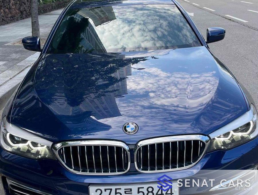 BMW 5-Series 520i Luxury 2WD