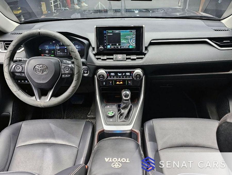 Toyota RAV4 2,5 4WD Hybrid LTD 2WD