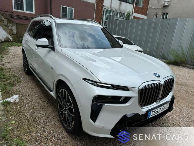 BMW X7 xDrive 40i M Sport 7STR 4WD