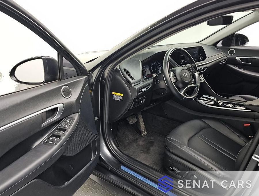 Hyundai Sonata 2.0 Premium 2WD