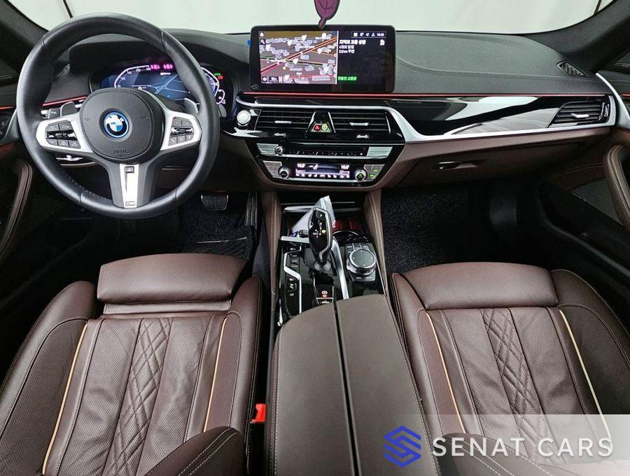 BMW 5-Series 530e M Sport 2WD