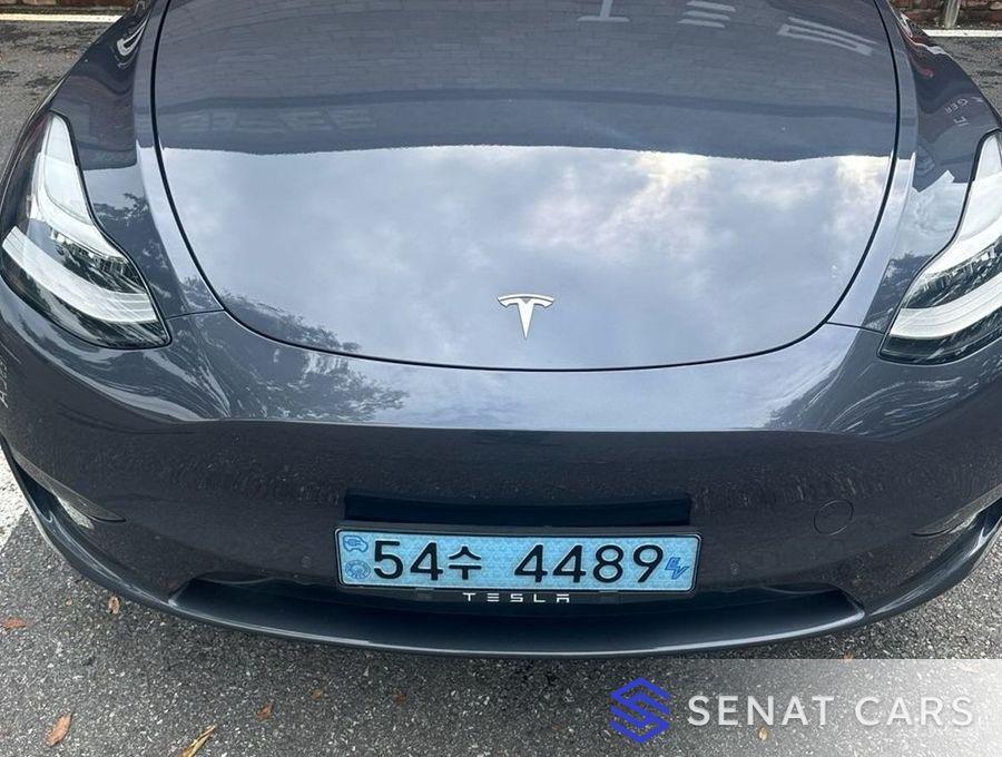 Tesla Model Y Long Range 2WD