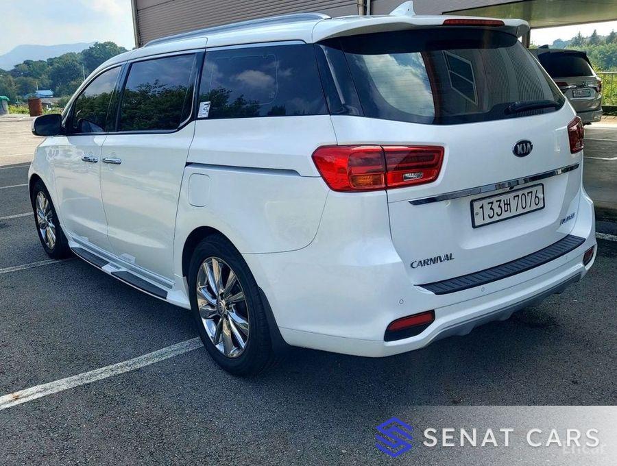 Kia Carnival Gasoline 7-Seater Limousine President 2WD