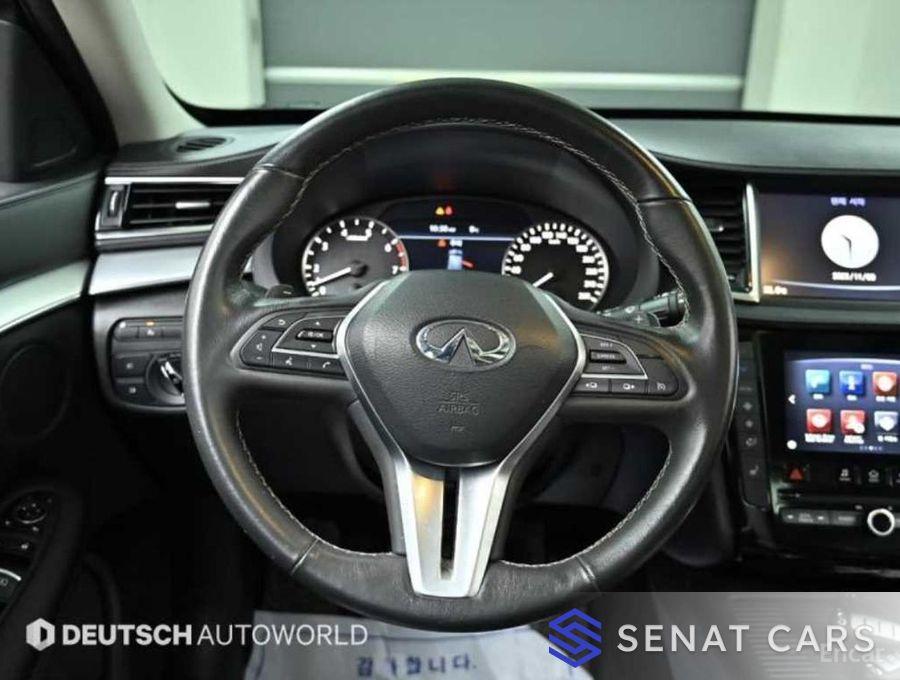 Infiniti QX50 2.0 Essential 2WD