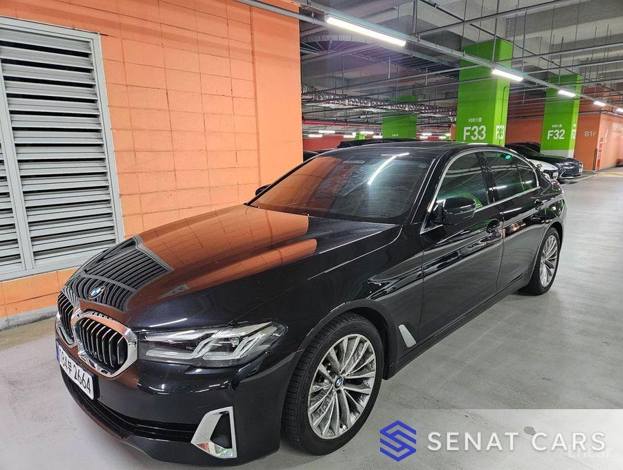 BMW 5-Series 520i Luxury 2WD