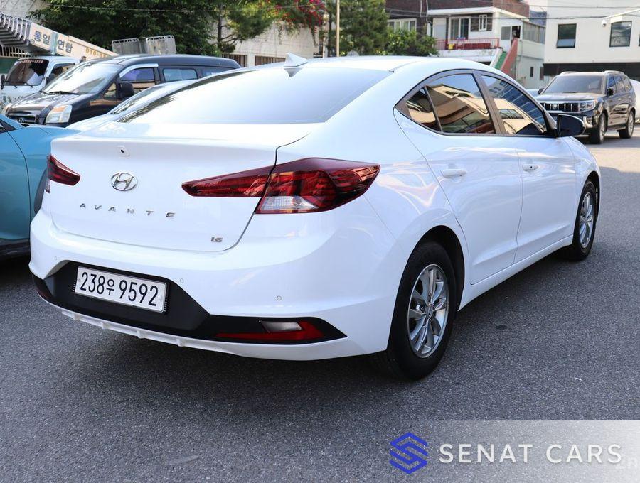 Hyundai AVANTE 1.6 Smart 2WD