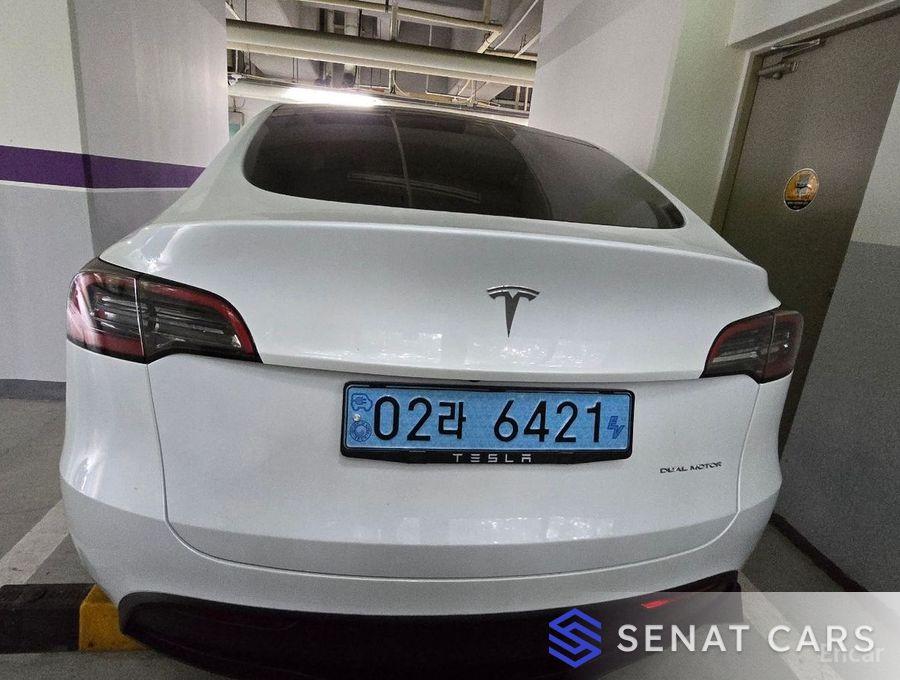 Tesla Model Y Long Range 2WD