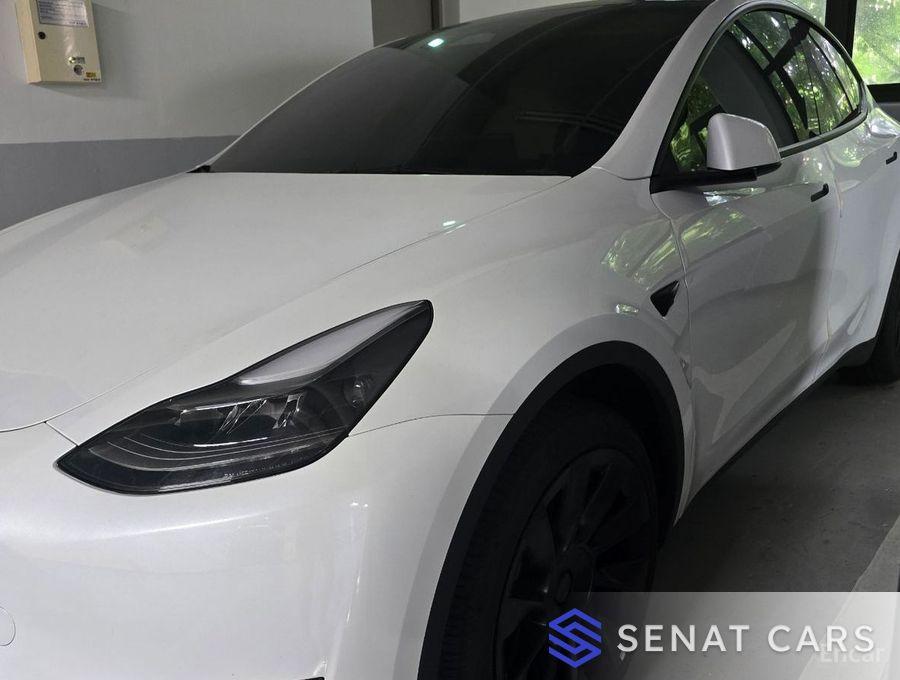 Tesla Model Y Long Range 2WD