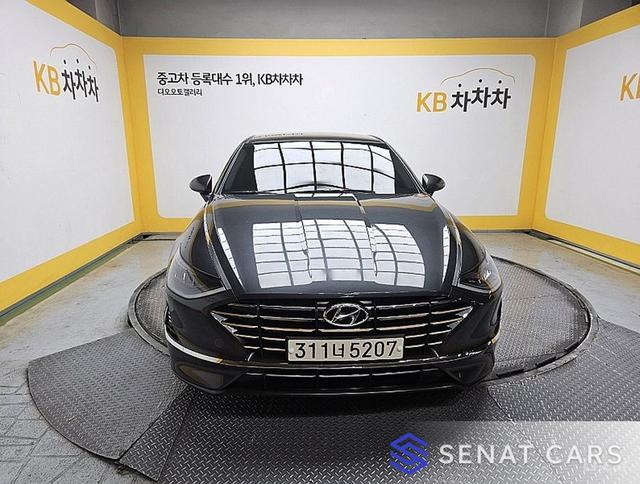 Hyundai Sonata 2.0 Premium 2WD