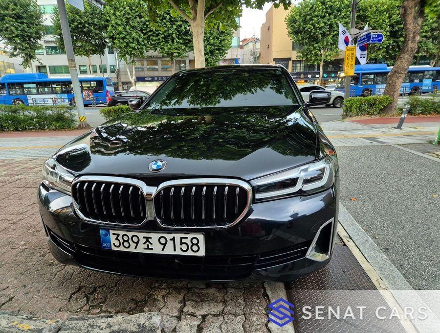 BMW 5-Series 520i Luxury 2WD