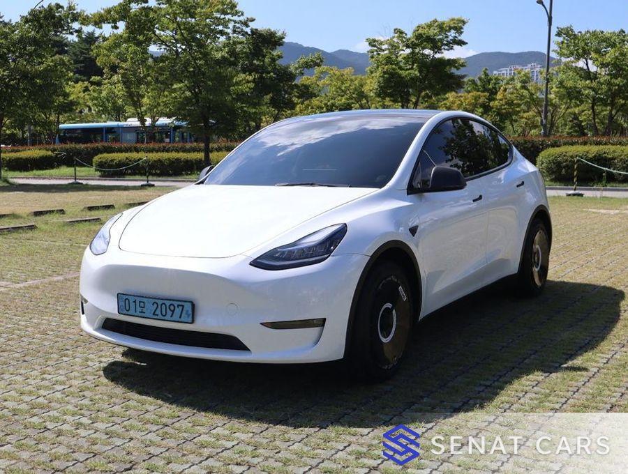 Tesla Model Y Standard Range 2WD