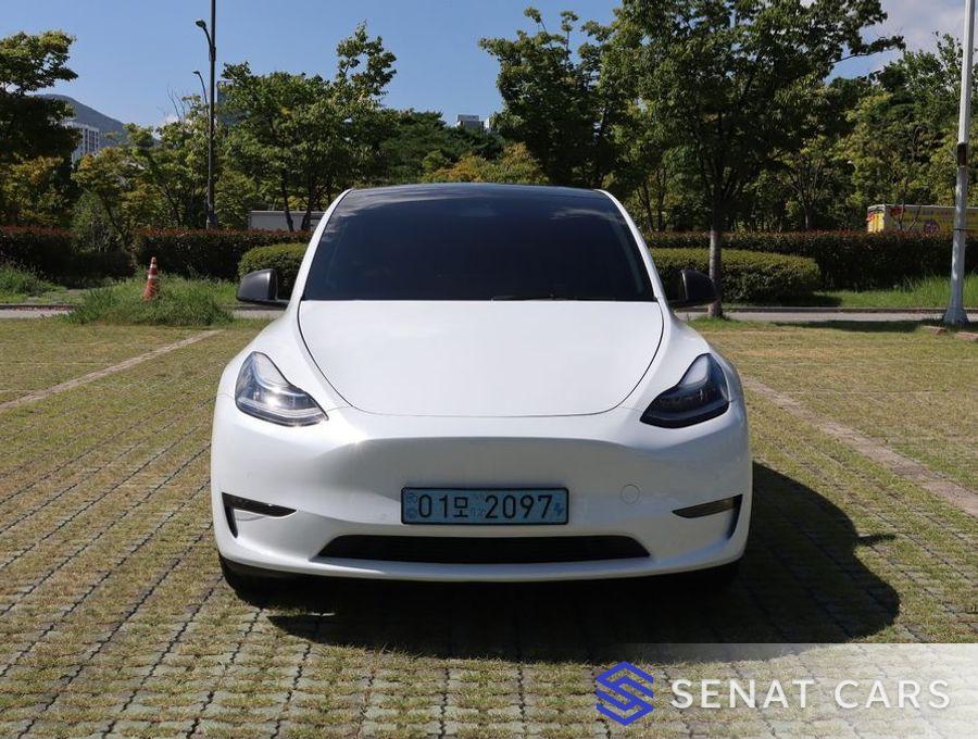 Tesla Model Y Standard Range 2WD