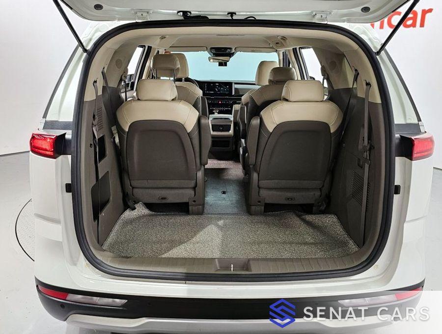 Kia Carnival 9-Seater Prestige 2WD