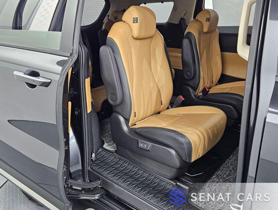 Kia Carnival Gasoline 9-Seater Noblesse 2WD