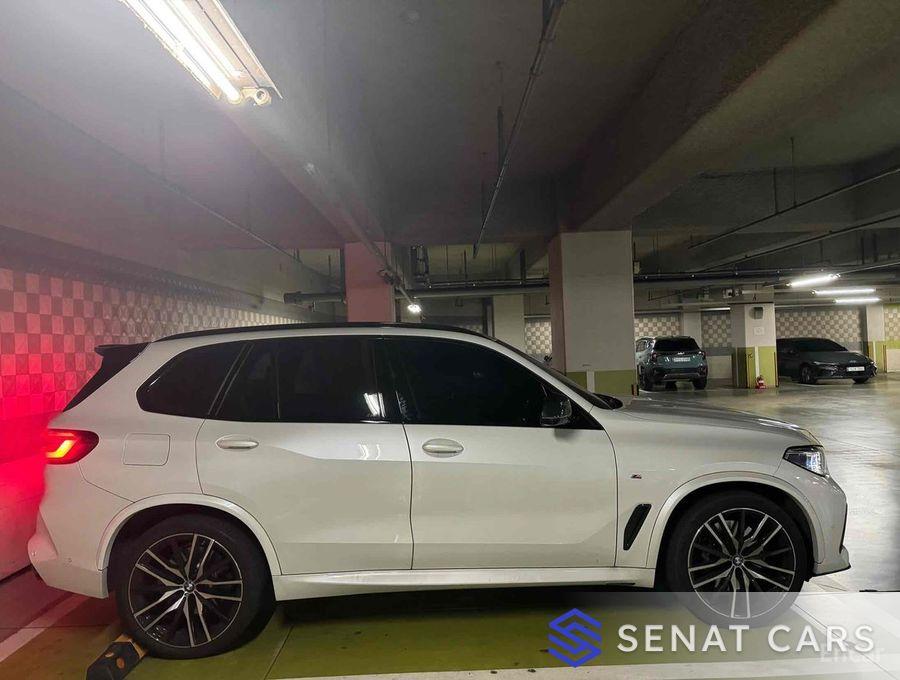 BMW X5 M50i 25th Edition 2WD