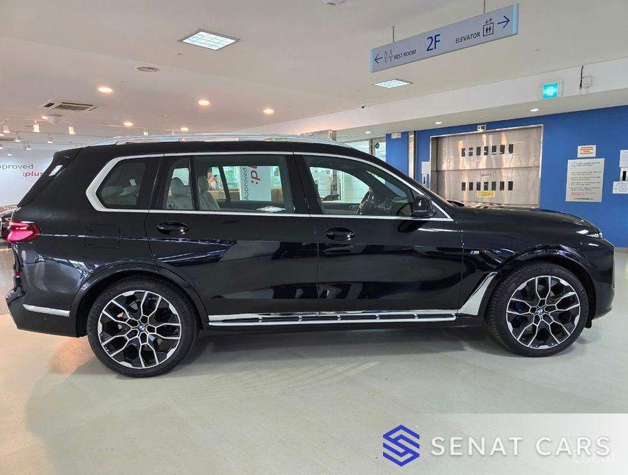 BMW X7 xDrive 40i M Sport 7STR 4WD