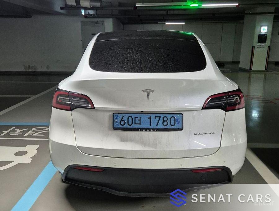 Tesla Model Y Long Range 2WD