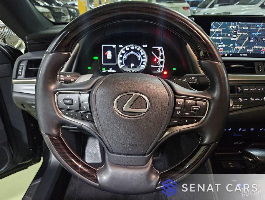 Lexus ES Executive 2WD