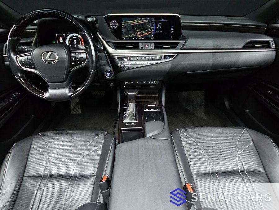 Lexus ES Luxury Plus 2WD