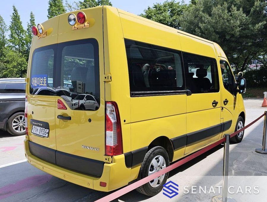 Renault-KoreaSamsung Master School Bus 13-Seater 2WD