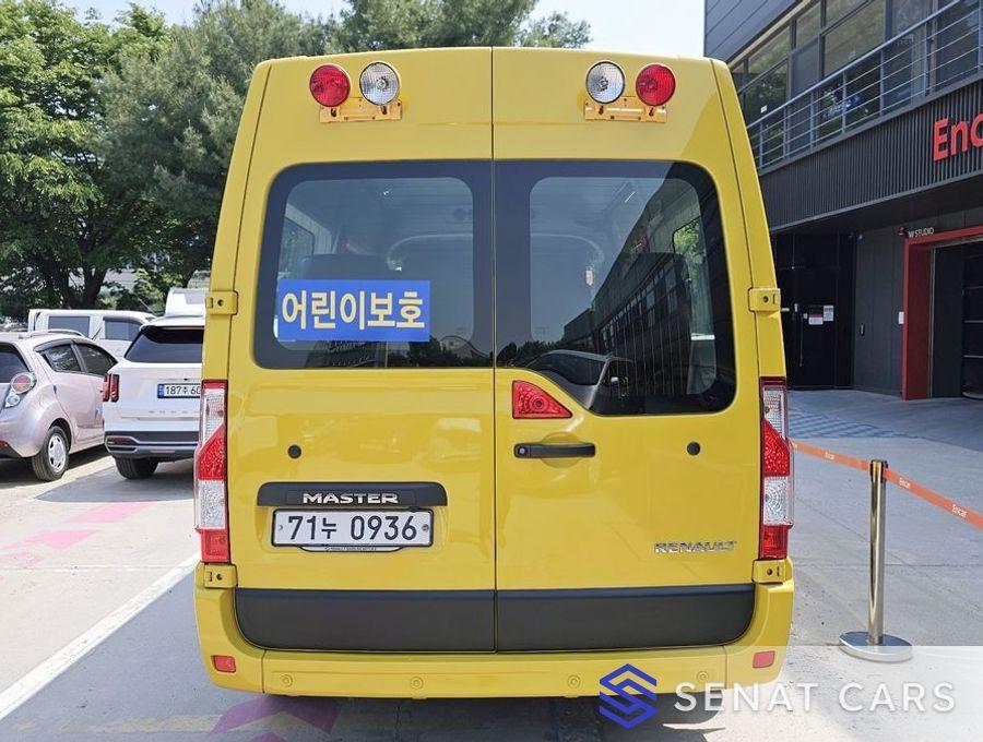 Renault-KoreaSamsung Master School Bus 13-Seater 2WD