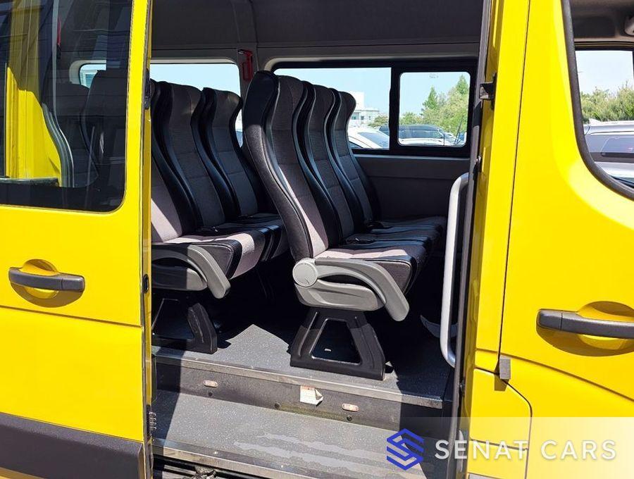 Renault-KoreaSamsung Master School Bus 13-Seater 2WD