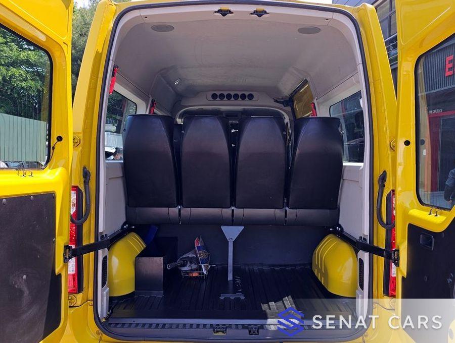 Renault-KoreaSamsung Master School Bus 13-Seater 2WD